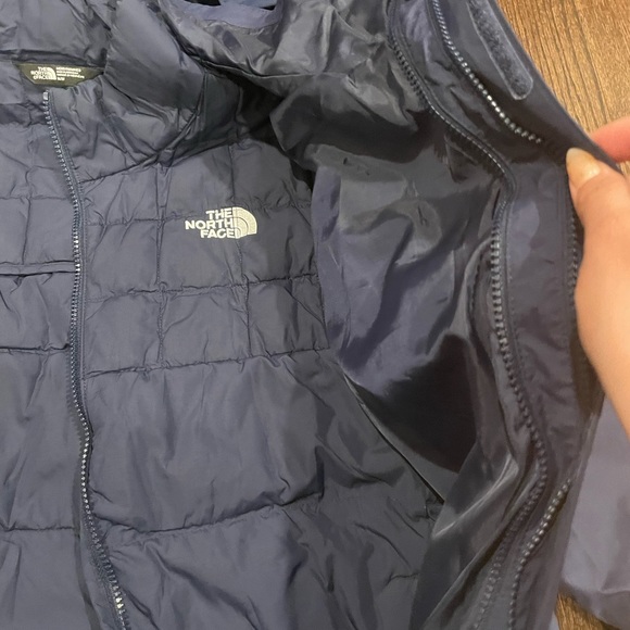 Jacket - Picture 5 of 6